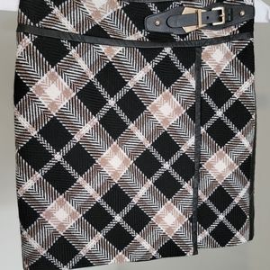 White house black market mini skirt